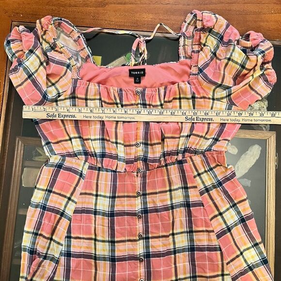 Torrid Size 0 Peach Yellow Checkered Fit & Flare Buttons Adorable - Picture 12 of 13